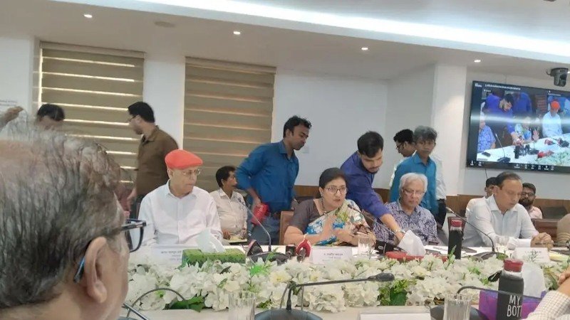 এসএমই খাতকে বড় করার মাধ্যমে উৎপাদনশীলতা বাড়ানোর তাগিদ ড. নাজনীন আহমেদের