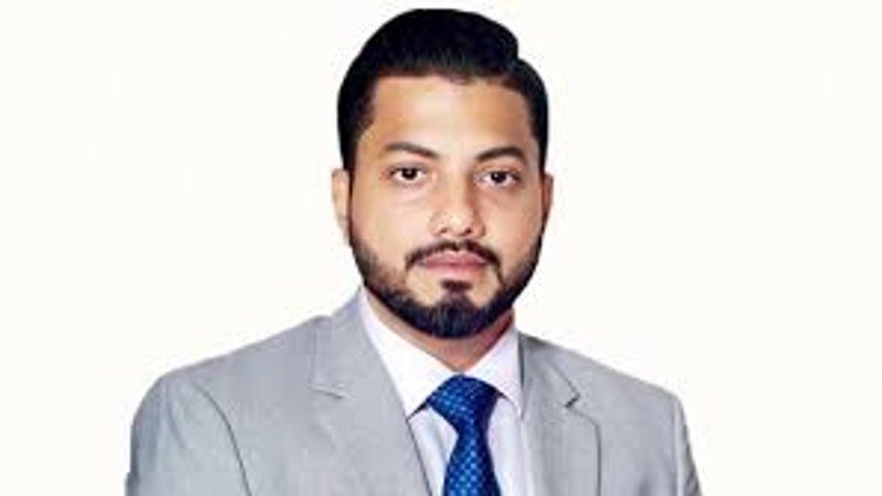 দুপুরে প্রতিমন্ত্রীর পদ থেকে পদত্যাগের ঘোষণা দেবেন ইশরাক হোসেন
