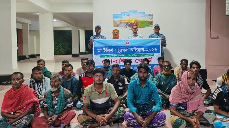 নিষেধাজ্ঞা অমান্য করে ইলিশ শিকার, ২২ জেলের কারাদণ্ড