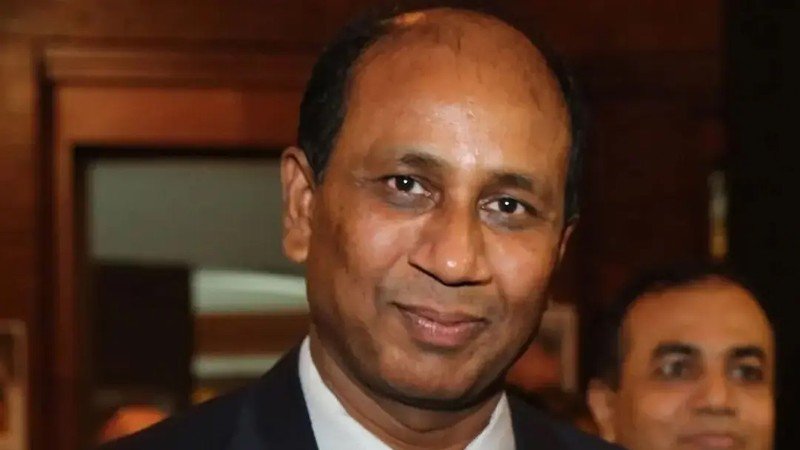 সাবেক এসবি প্রধান মনিরুল ও পরিবারের বিরুদ্ধে দুদকের দুই মামলা