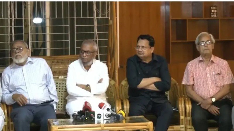 রোববার থেকে শ্রমিকদের নতুন মজুরি বোর্ড গঠনের ঘোষণা শ্রমমন্ত্রীর