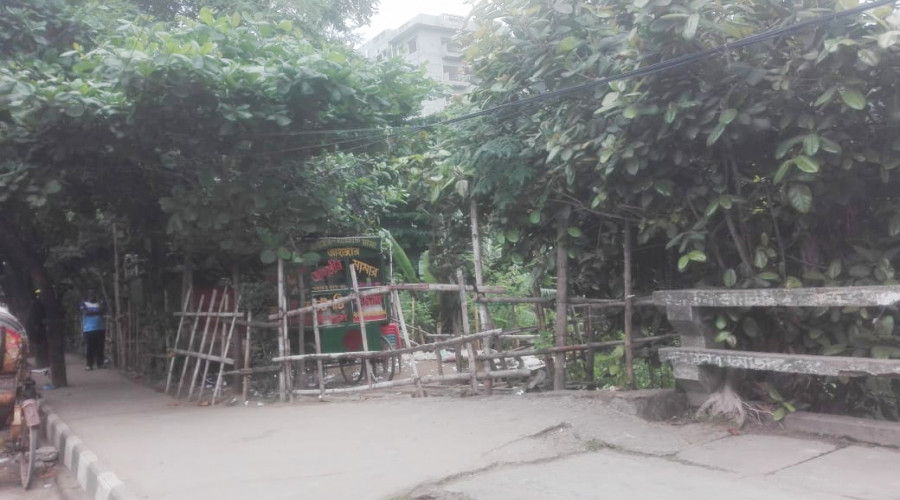 উত্তরায় লেক ও ওয়াসার জায়গা দখল করে অবৈধ ব্যবসা
