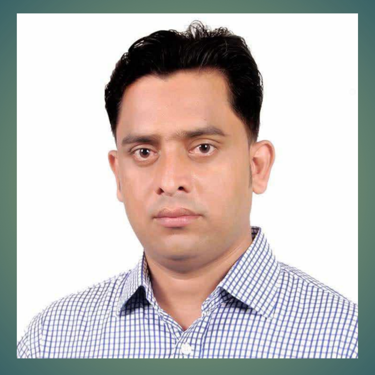 উত্তরায় আতঙ্কের নাম চাঁদাবাজ হানিফ