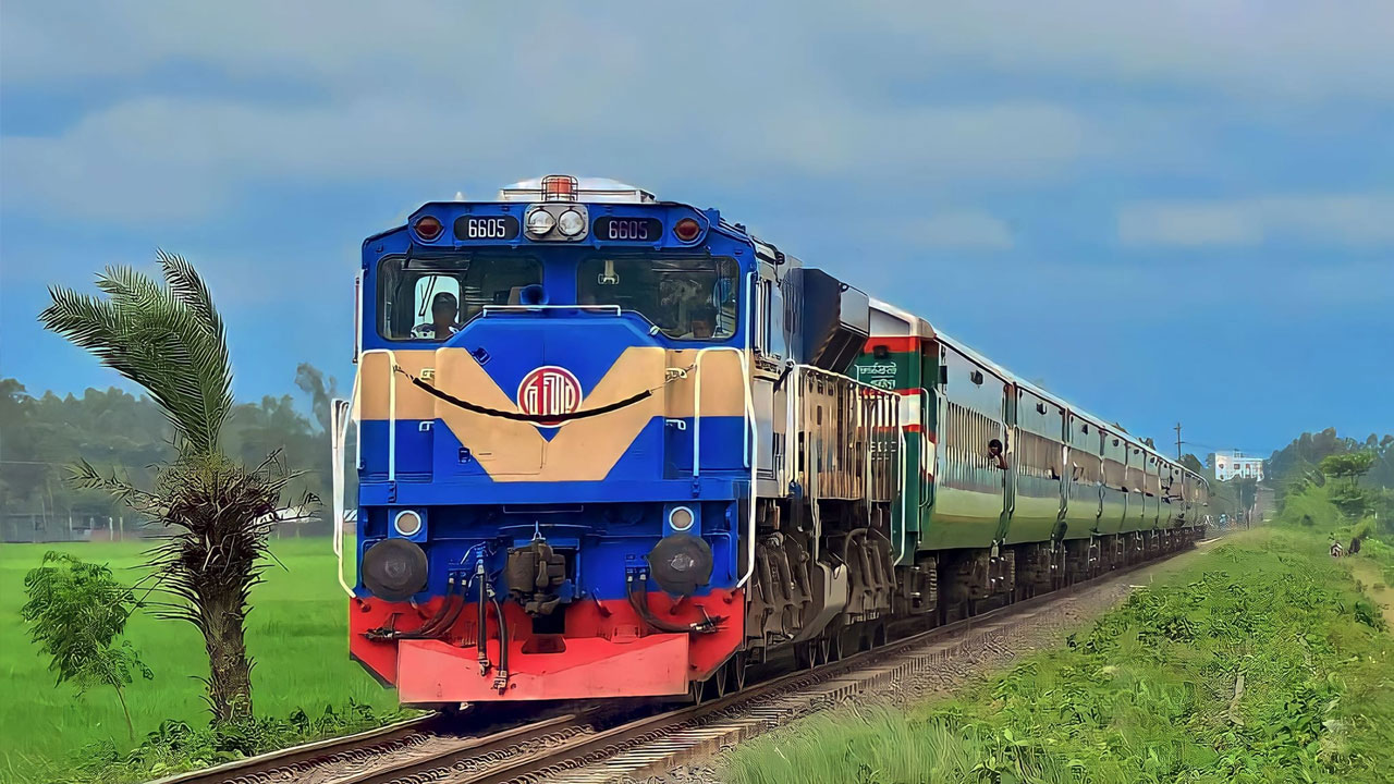 আজ থেকে ট্রেনের ঈদযাত্রার টিকিট বিক্রি শুরু