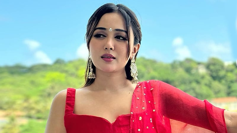 ‘মেয়েদের জীবনের থেকে একটা ওড়না বেশি গুরুত্বপূর্ণ’