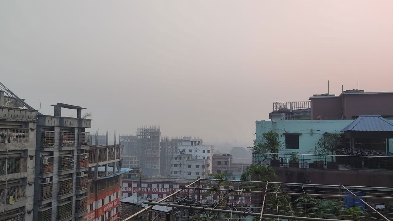 ঢাকায় পড়ছে হালকা কুয়াশা, সকালের তাপমাত্রা ছিল ১৯ ডিগ্রি