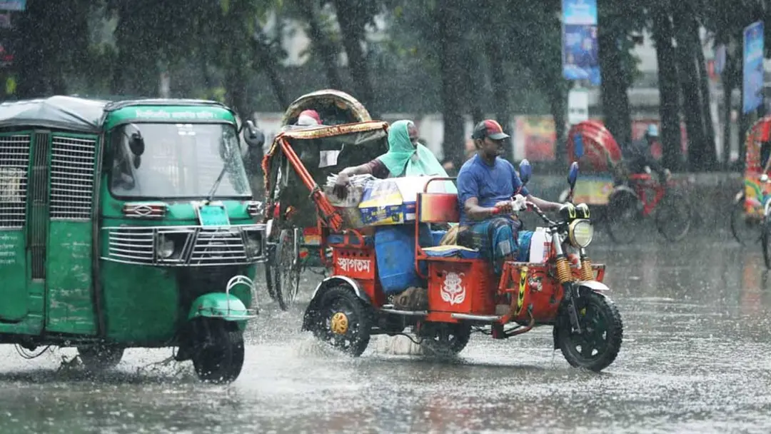ঢাকায় আজ বজ্রবৃষ্টির সম্ভাবনা, সঙ্গে ঝোড়ো হাওয়ার আভাস