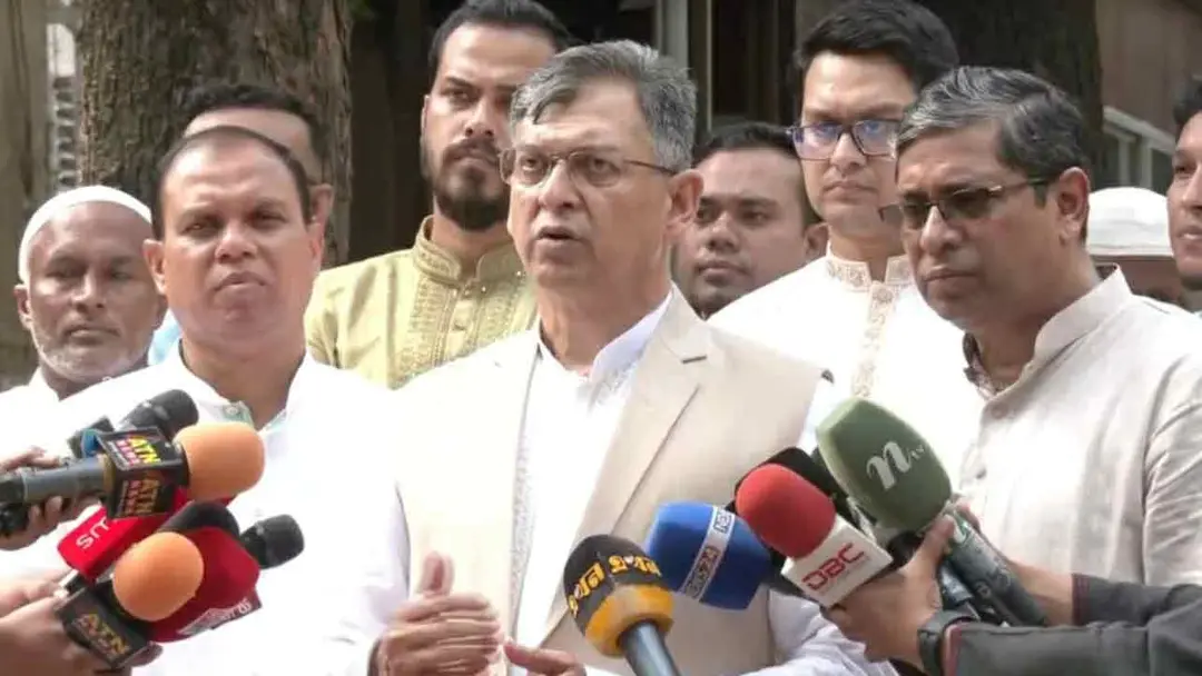 দেশ গড়ার প্রত্যয়ে কাজ করছে সরকার : স্বরাষ্ট্রমন্ত্রী